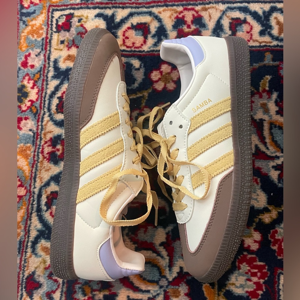 Adidas Sambas